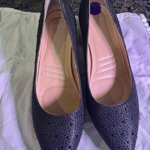 Adrienne Vittadini Black Pointed-Toe Embellished Flats